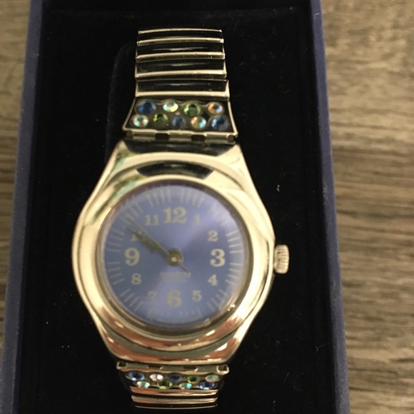 Ladies watch - Picture 2 of 2